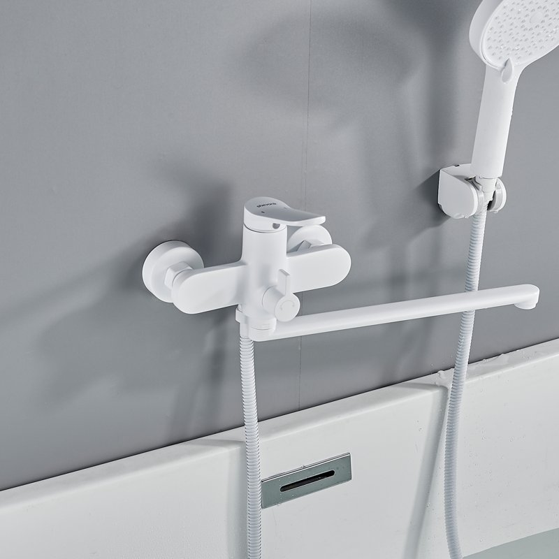 Смеситель для ванны Shevanik S4322C, белый