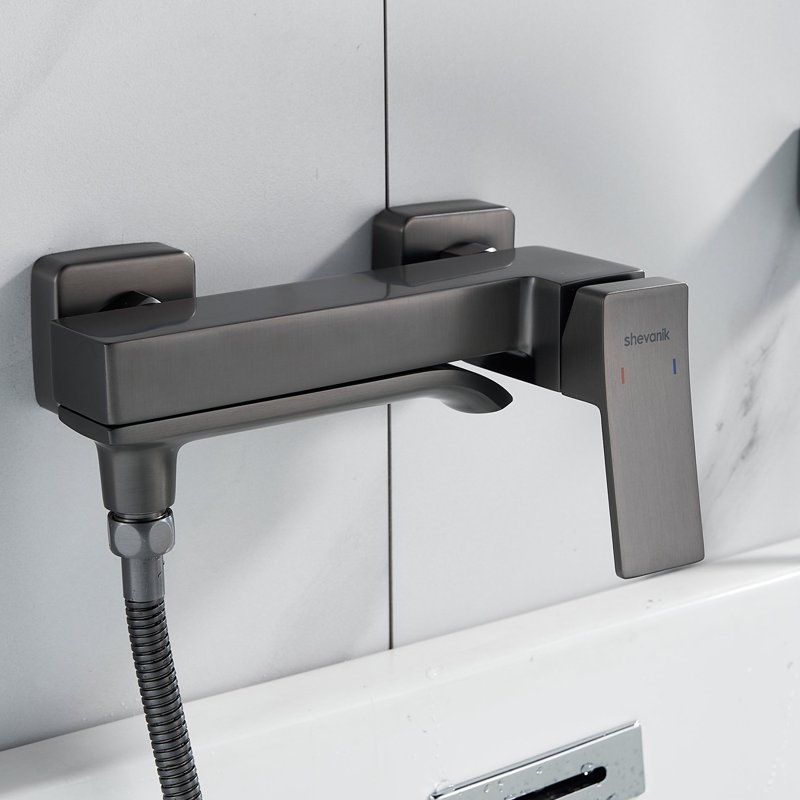 Смеситель для ванны Shevanik S4002T, оружейная сталь
