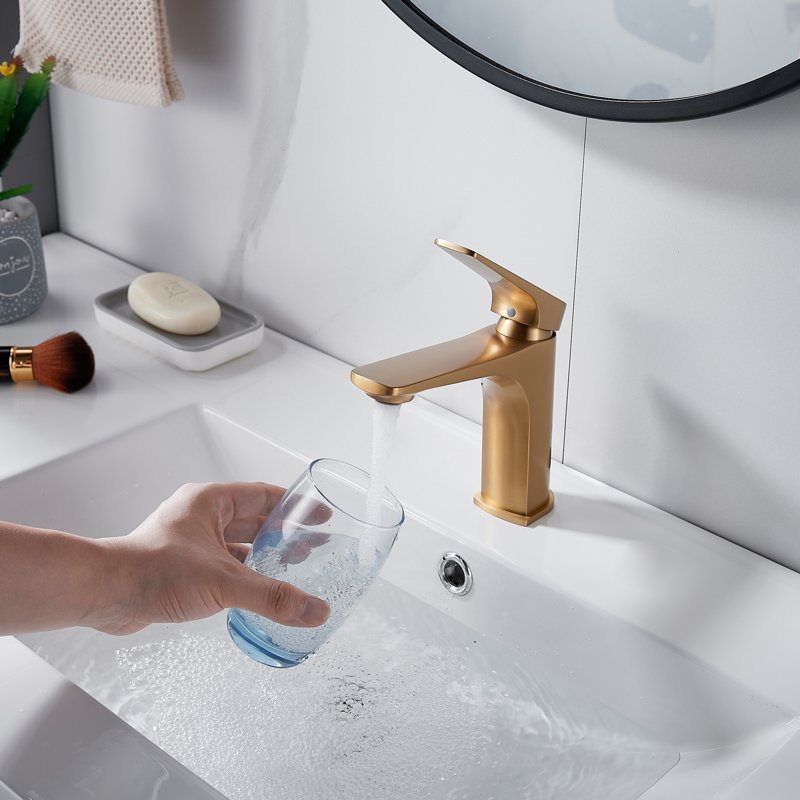 Смеситель для раковины Shevanik S4201G, золотой сатин