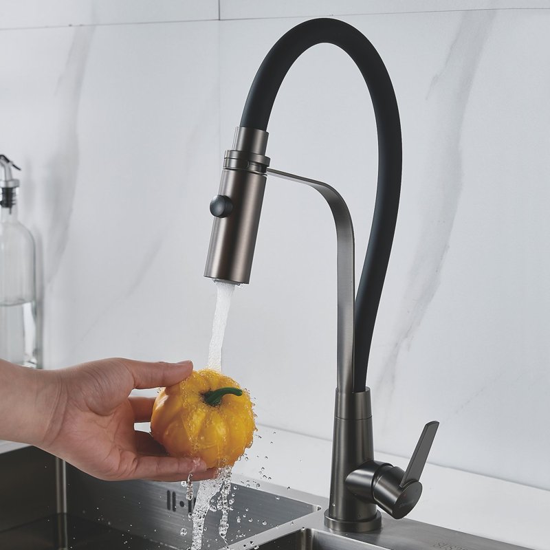 Смеситель для кухни с гибким изливом и режимом 