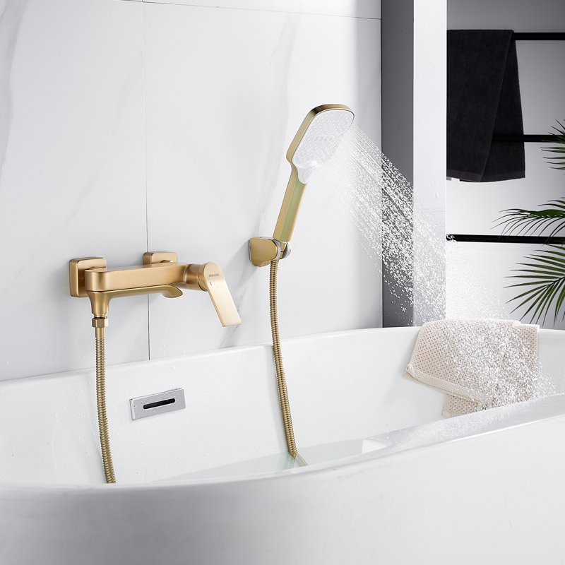 Смеситель для ванны Shevanik S4102G, золотой сатин