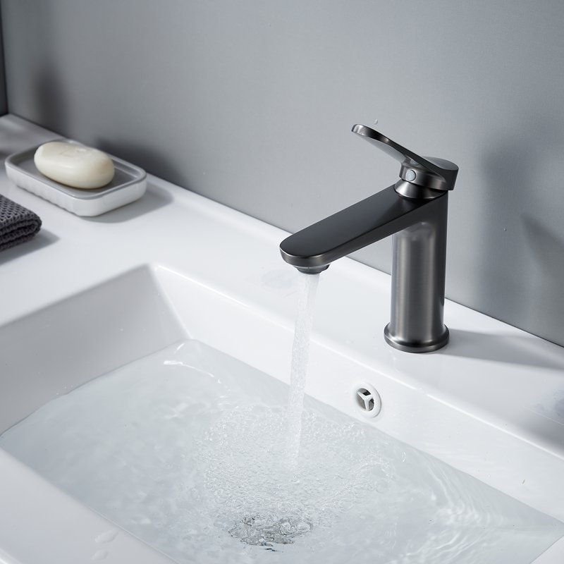 Смеситель для раковины Shevanik S4301T, оружейная сталь