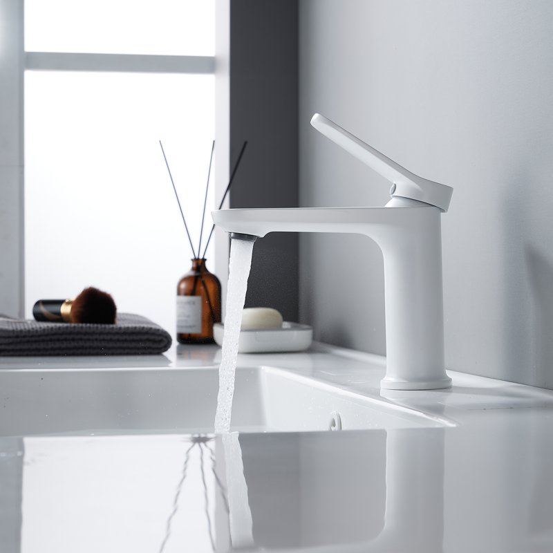 Смеситель для раковины Shevanik S4301C, белый