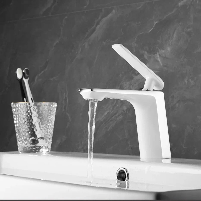 Смеситель для раковины Shevanik S8001F, белый/хром