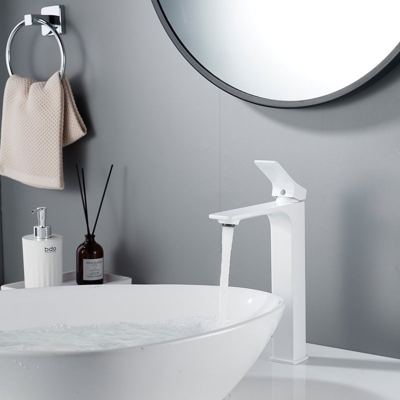 Смеситель для раковины высокий Shevanik S6111C, белый