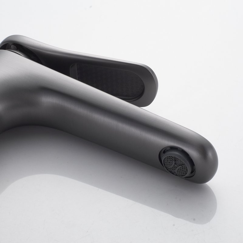 Смеситель для раковины Shevanik S4701T, оружейная сталь