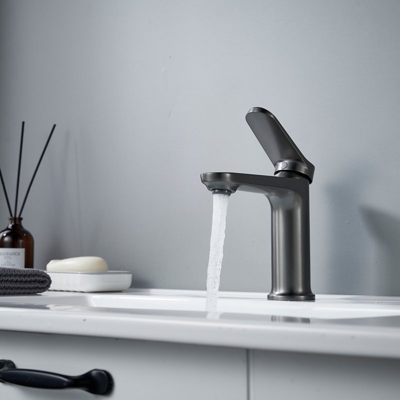 Смеситель для раковины Shevanik S4301T, оружейная сталь