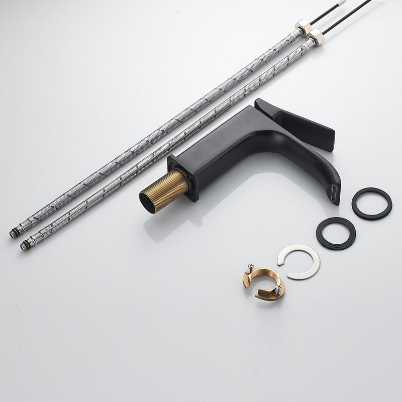 Смеситель для раковины Shevanik S4001H, черный