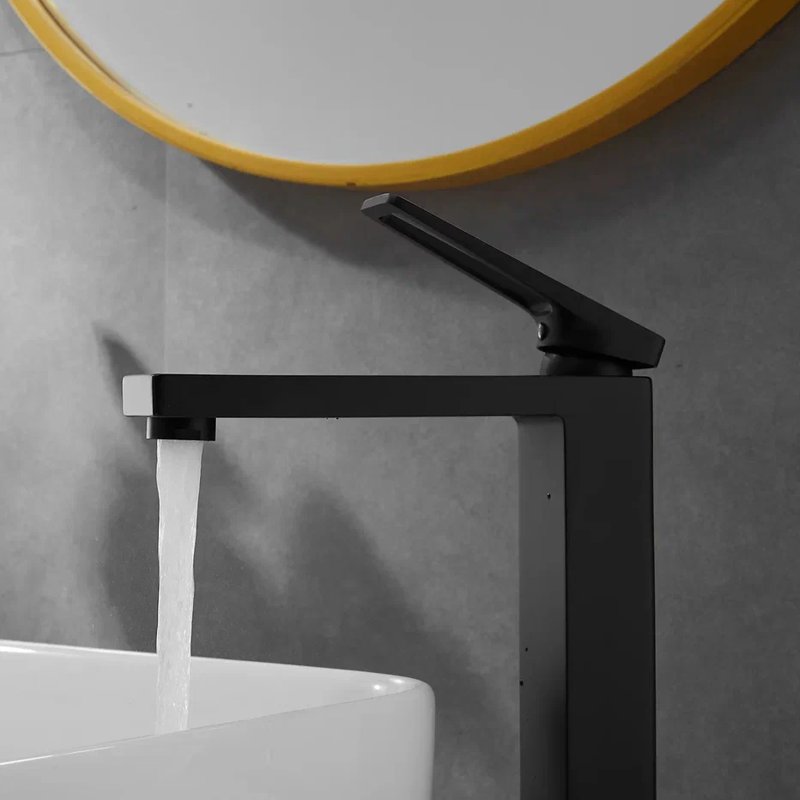 Смеситель для раковины Shevanik S6811H, черный