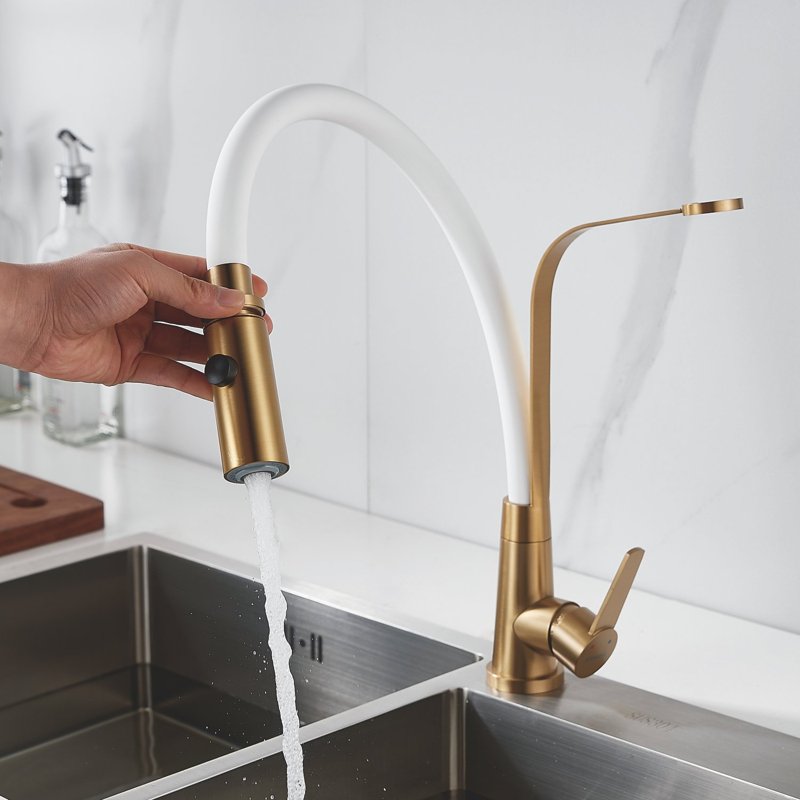 Смеситель для кухни с гибким изливом и режимом 