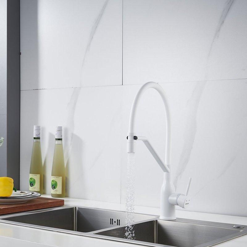 Смеситель для кухни с гибким изливом Shevanik S343C-1, белый