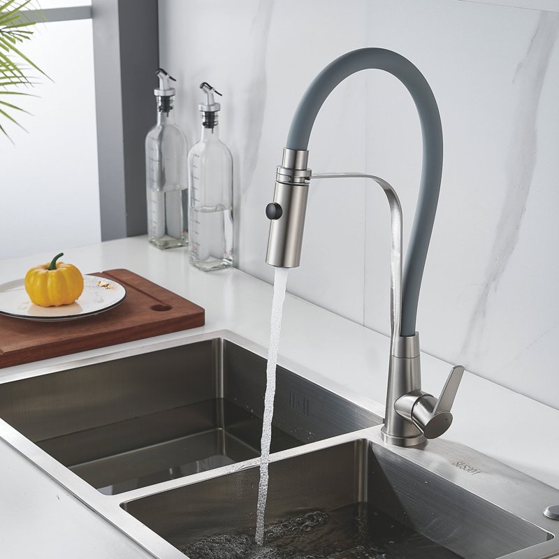 Смеситель для кухни с гибким изливом и режимом 