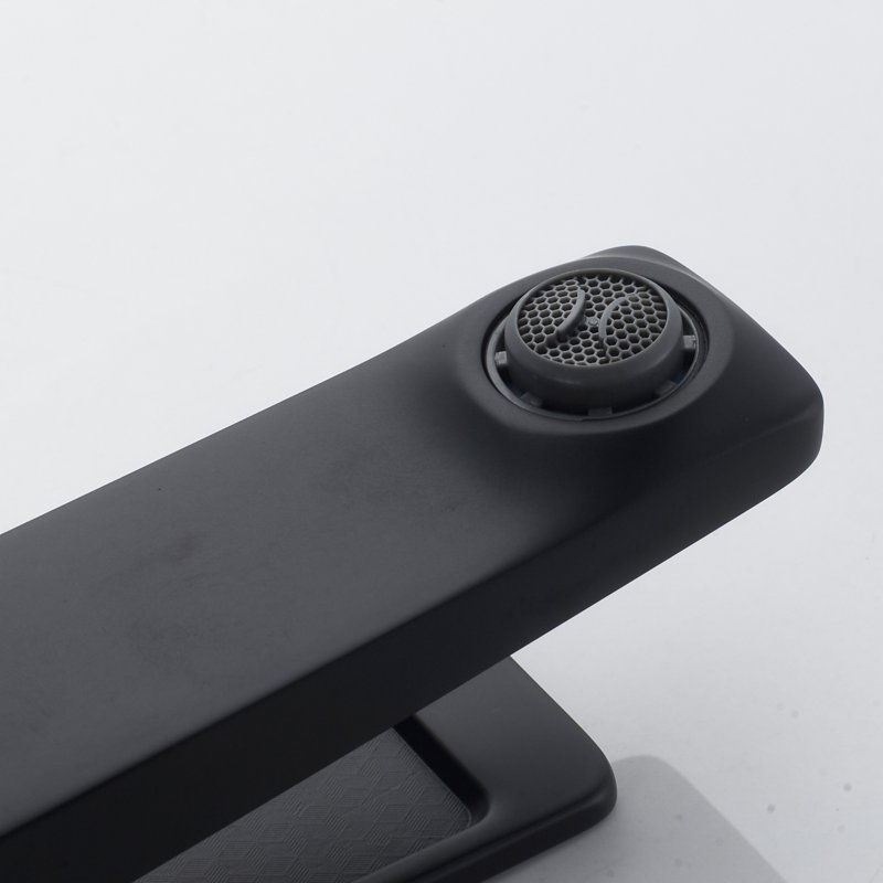 Смеситель для раковины Shevanik S4601H, черный