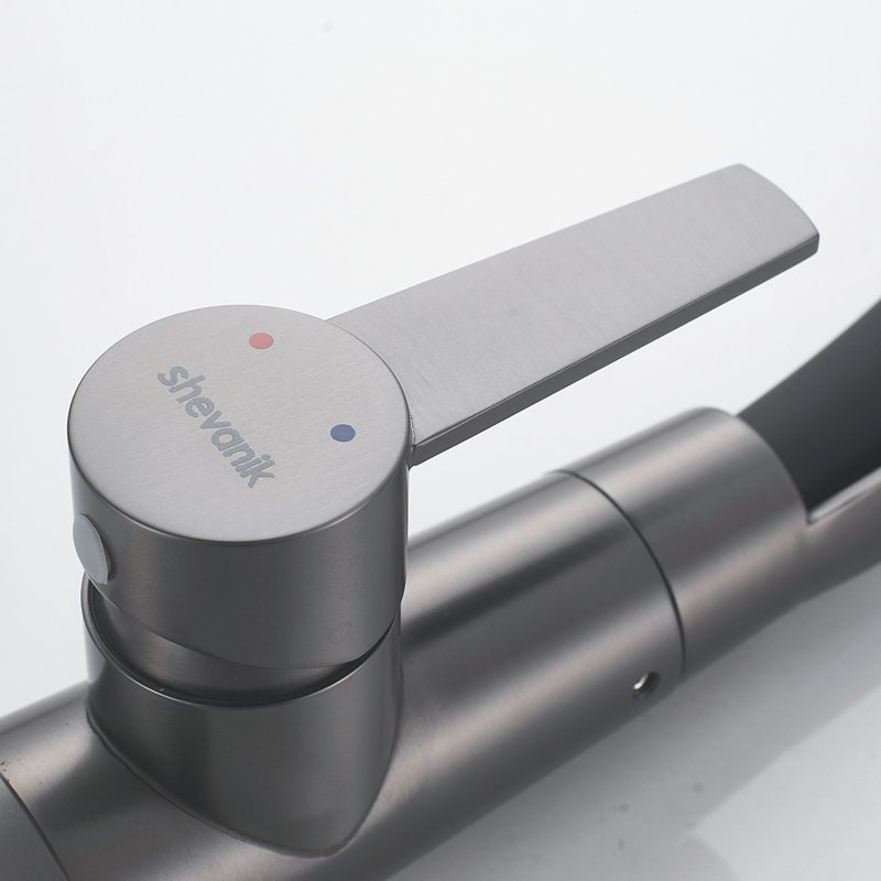 Смеситель для кухни с гибким изливом и режимом 