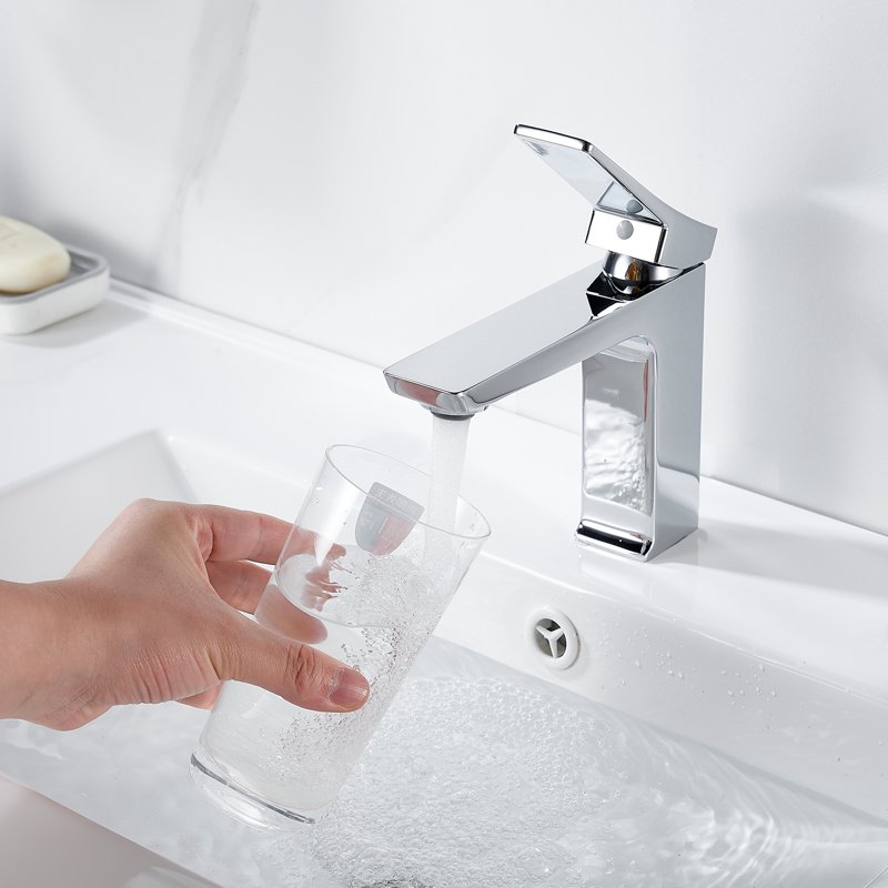 Смеситель для раковины Shevanik S4401, хром