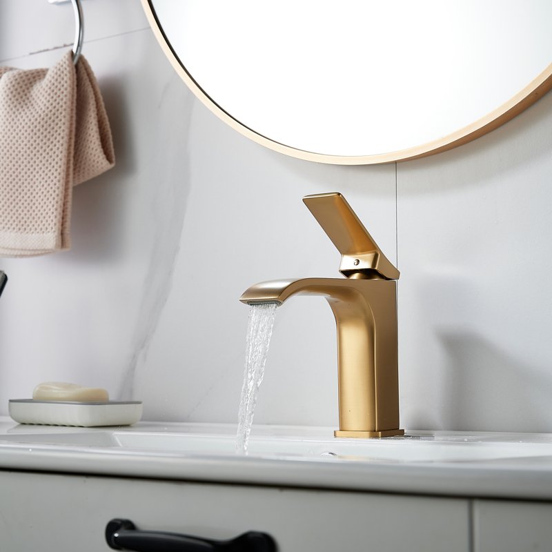 Смеситель для раковины Shevanik S4001G, золотой сатин