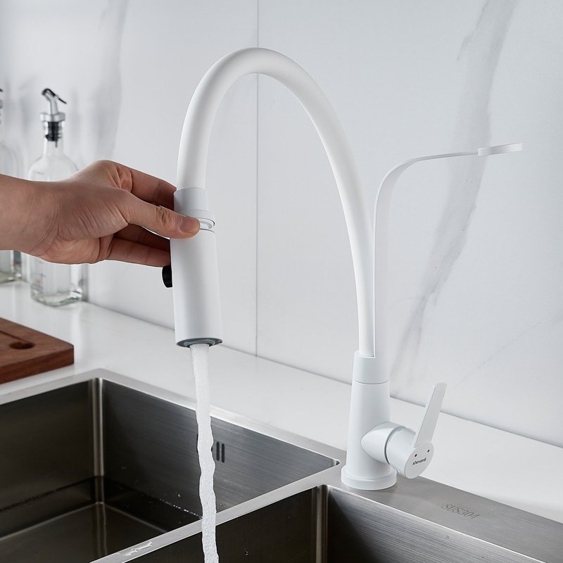 Смеситель для кухни с гибким изливом и режимом 