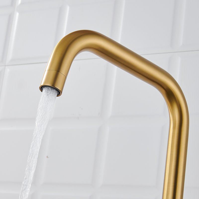 Смеситель для кухни с подключением фильтра Shevanik S528G, золотой сатин