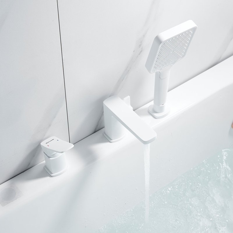 Смеситель на борт ванны Shevanik S9912C, белый