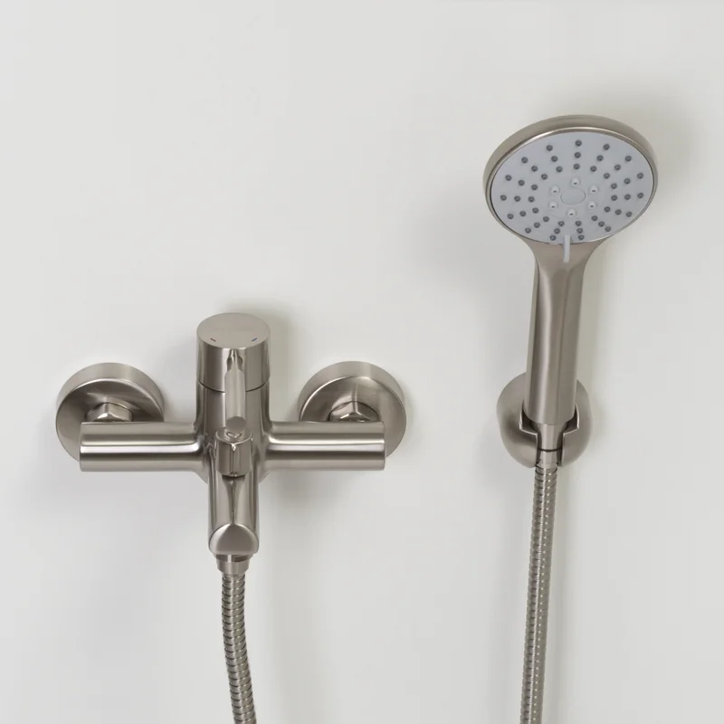 Смеситель WasserKRAFT WERN 4201 для ванны и душа с коротким изливом, матовый хром