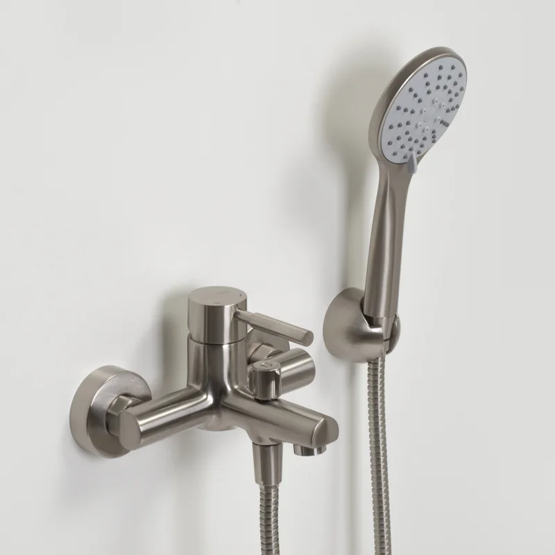 Смеситель WasserKRAFT WERN 4201 для ванны и душа с коротким изливом, матовый хром