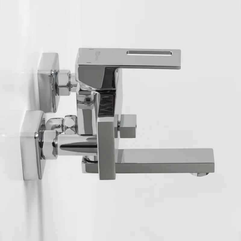 Смеситель WasserKRAFT Alme 1501 хром для ванны