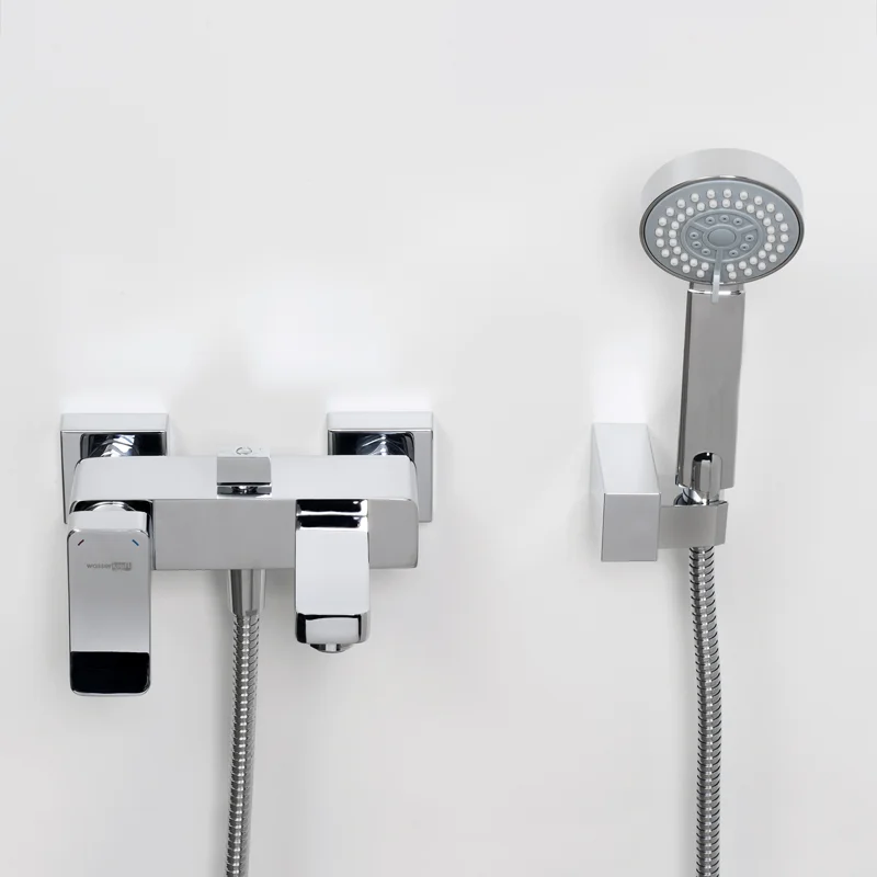 Смеситель WasserKRAFT Aller 1061 для ванны и душа с коротким изливом, хром