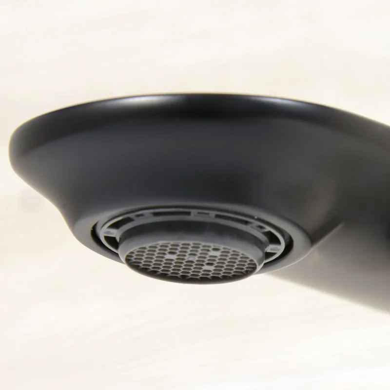 Смеситель WasserKRAFT 7401 для ванны и душа с коротким изливом, черный