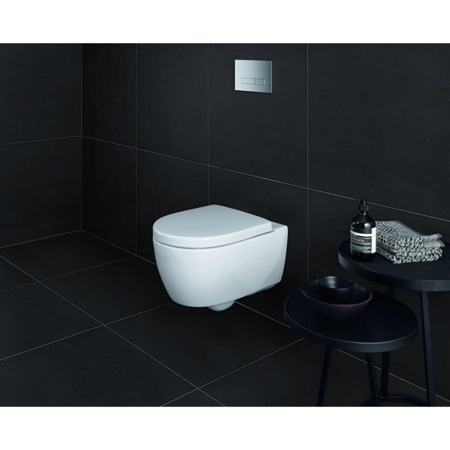 Подвесной безободковый унитаз Geberit iCon 204060000/574130000, крышка микролифт