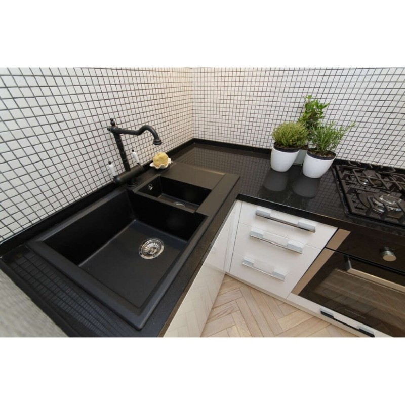 Мойка кухонная Omoikiri Daisen 4993334 78-2-BL, 78 см, artgranit, черный