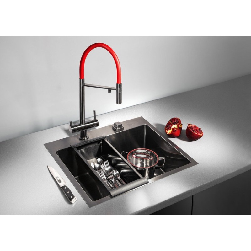Смеситель для кухонной мойки Omoikiri Kanto 4994013 PVD-GM с подключением к фильтру, вороненая сталь/красный