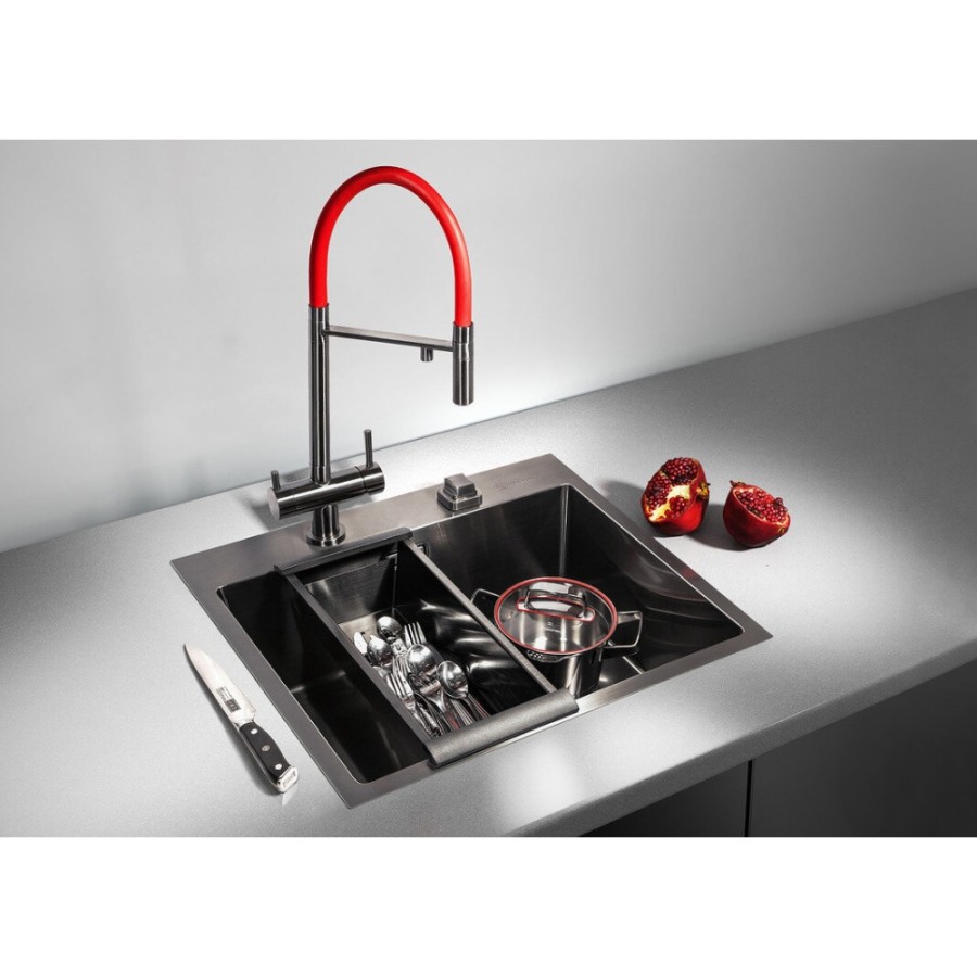 Смеситель для кухонной мойки Omoikiri Kanto 4994013 PVD-GM с подключением к фильтру, вороненая сталь/красный