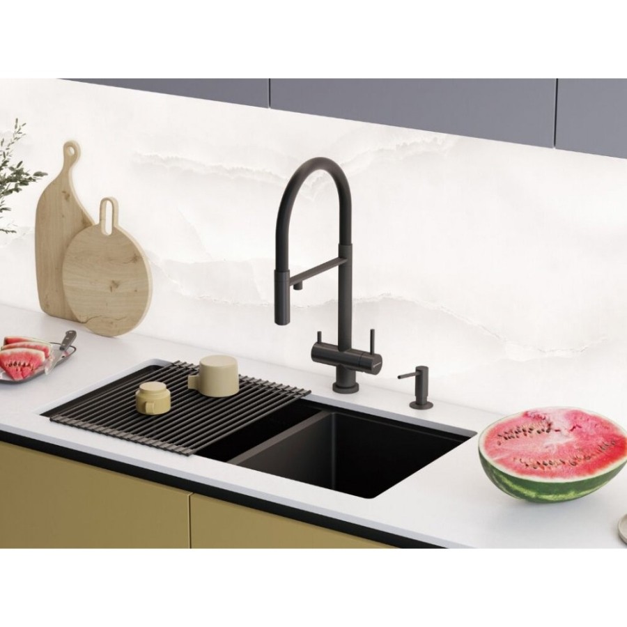 Смеситель для кухонной мойки Omoikiri Kanto 4994356 PVD-GB, с подключением к фильтру, графит/черный