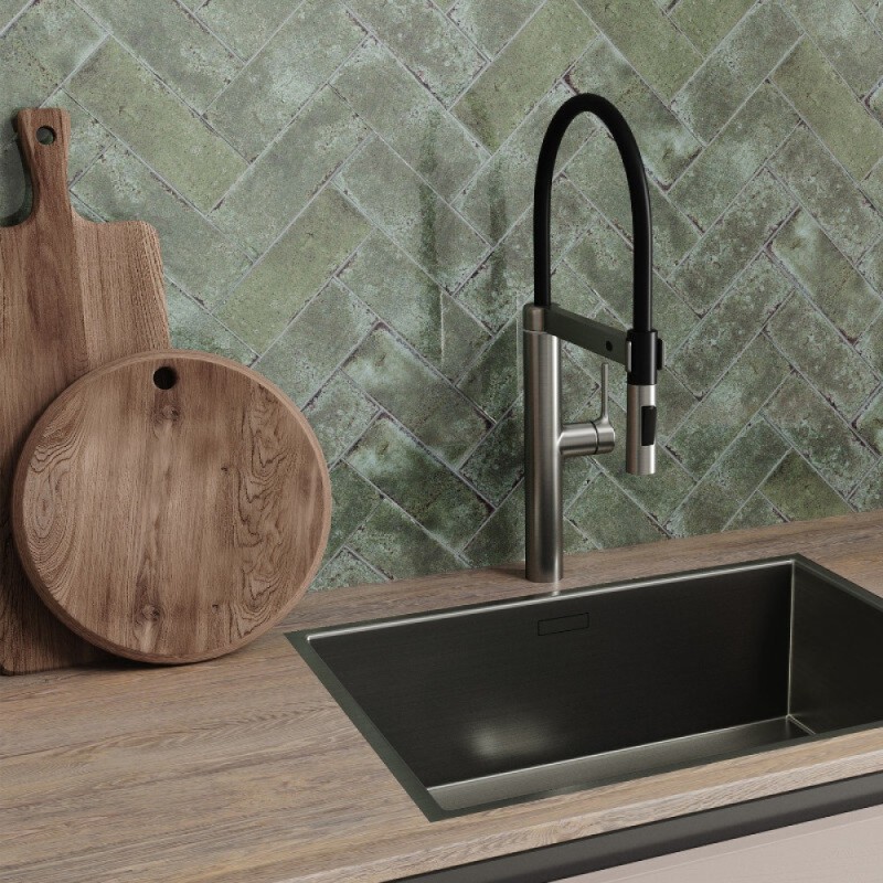 Смеситель для кухонной мойки WasserKRAFT, A8827, сенсорный, с гибким изливом, никель/черный