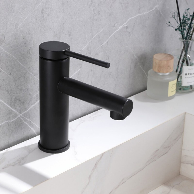 Смеситель Abber Emotion AF8810B для раковины, черный матовый