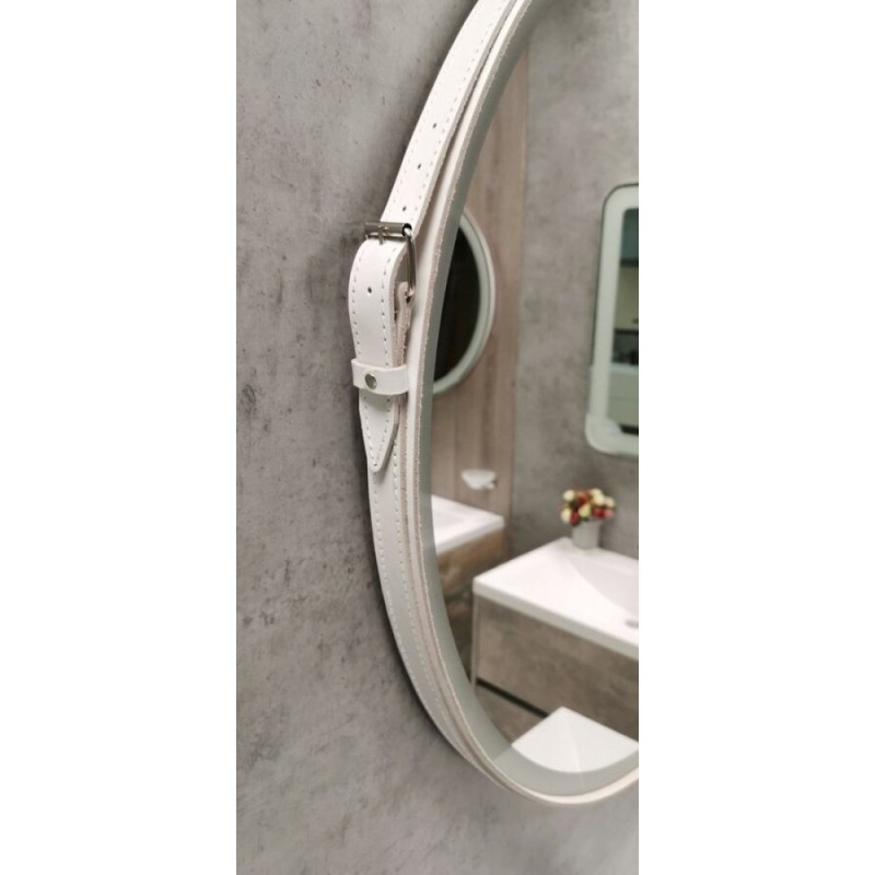 Зеркало Art&Max Milan AM-Mil-650-DS-F 65 см с подсветкой, на ремне из белой кожи