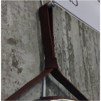 Зеркало Art&Max Milan AM-Mil-800-DS-F-Brown 80 x 80 см с подсветкой, на ремне из коричневой кожи