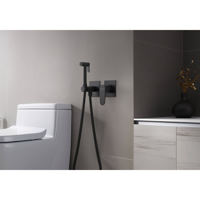 Комплект для гигиенического душа встроенный 2 отв. (смеситель + гигиеническая лейка + шланг) Aquatek, матовый черный AQ1220MB ОБЕРОН