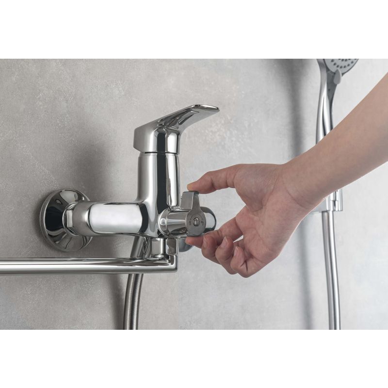 Смеситель для ванны с длинным изливом Aquatek AQ1042CR ВЕГА 