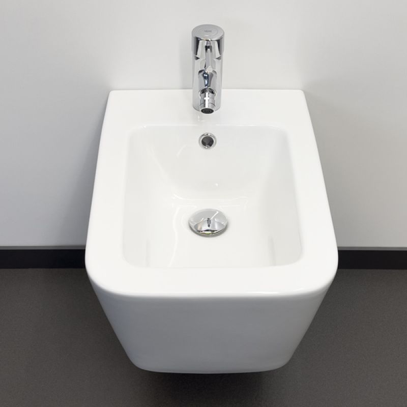 Подвесное биде Comforty 00-00012850 с переливом Белый