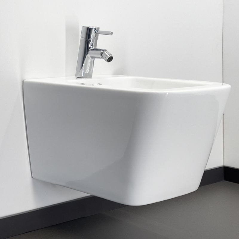 Подвесное биде Comforty 00-00012850 с переливом Белый