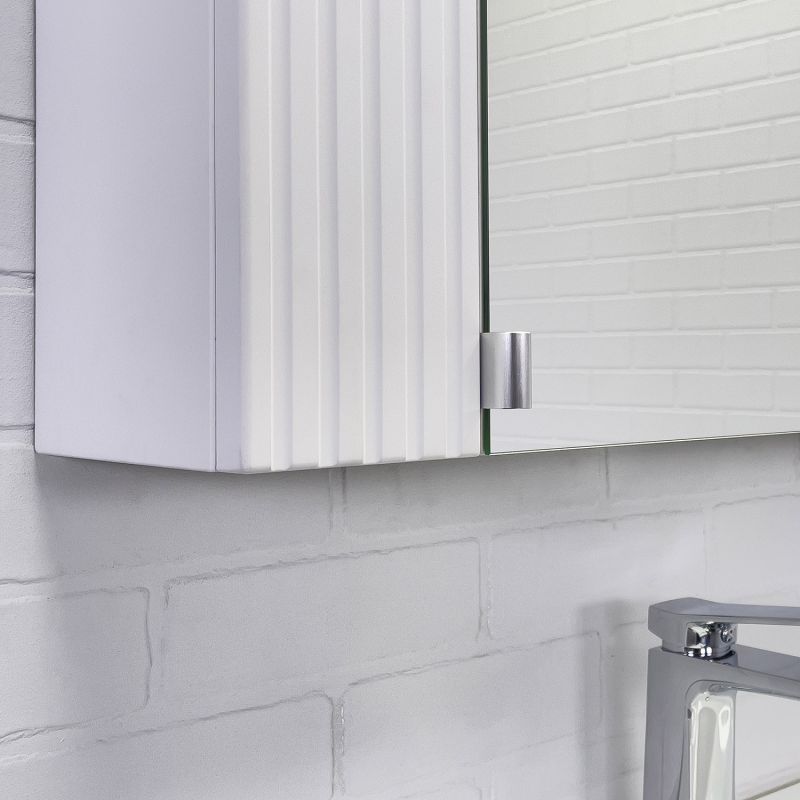 Зеркало-шкаф Comforty Лима-70 00-00006135 белый матовый