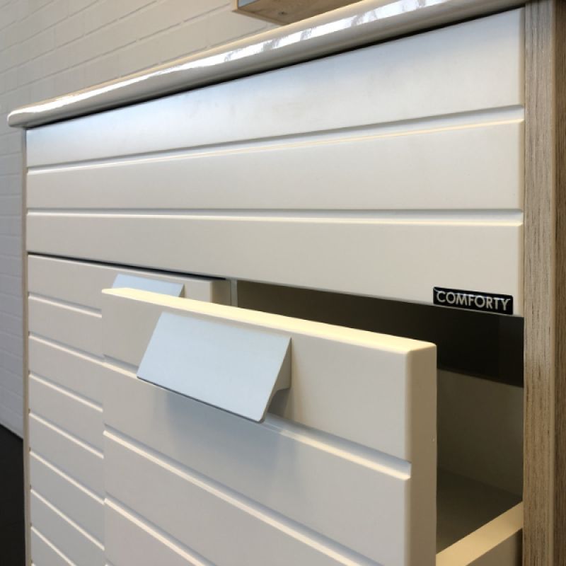 Тумба с раковиной Comforty "Клеон-75Н" 00-00004758 белый/дуб дымчатый с раковиной Quadro 75