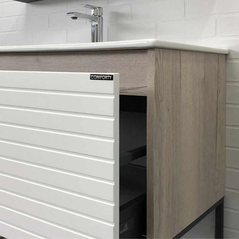 Тумба с раковиной Comforty "Страсбург-90" 00-00006557 дуб дымчатый с раковиной Comforty 90E