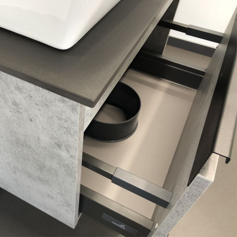 Тумба с раковиной Comforty "Эдинбург-60" 00-00001928 бетон светлый с черной столешницей №8, с раковиной Comforty 9055RA-50