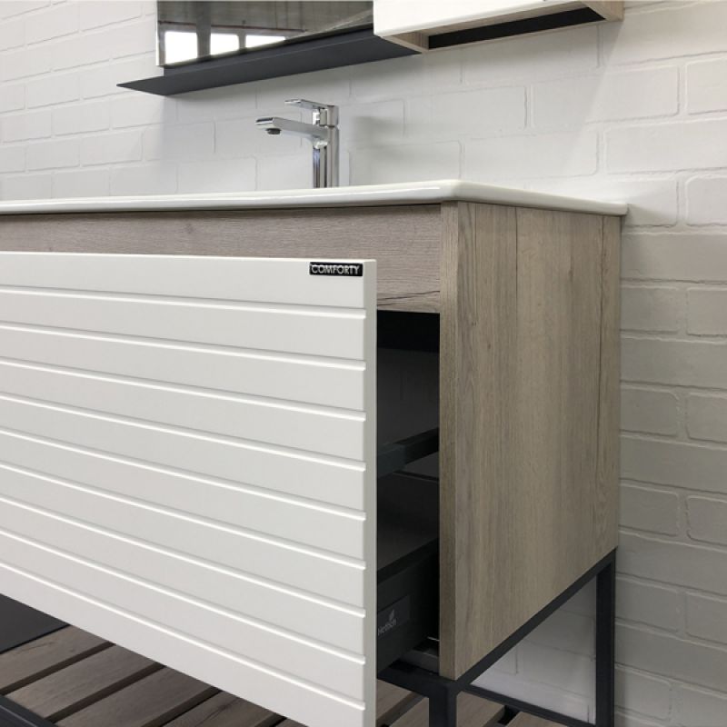 Тумба с раковиной Comforty Страсбург-90 00-00007441 дуб дымчатый с раковиной Quadro 90