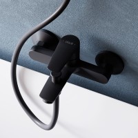 Смеситель Dorff Prime new D4011022 для ванны и душа, черный