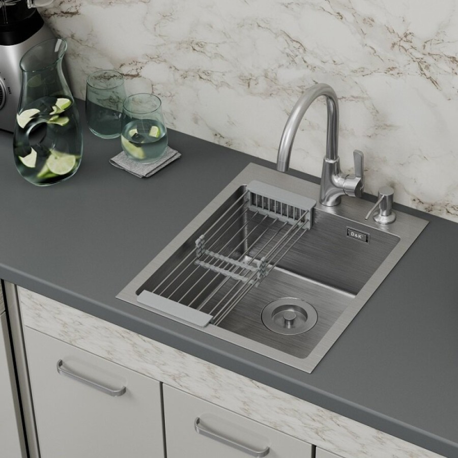 Мойка кухонная D&K, DKS415004, 40 см, в комплекте дозатор и коландер, нержавеющая сталь сатин
