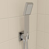 Шланговое подключение Iddis Folk FOLSB00i62 с держателем, хром