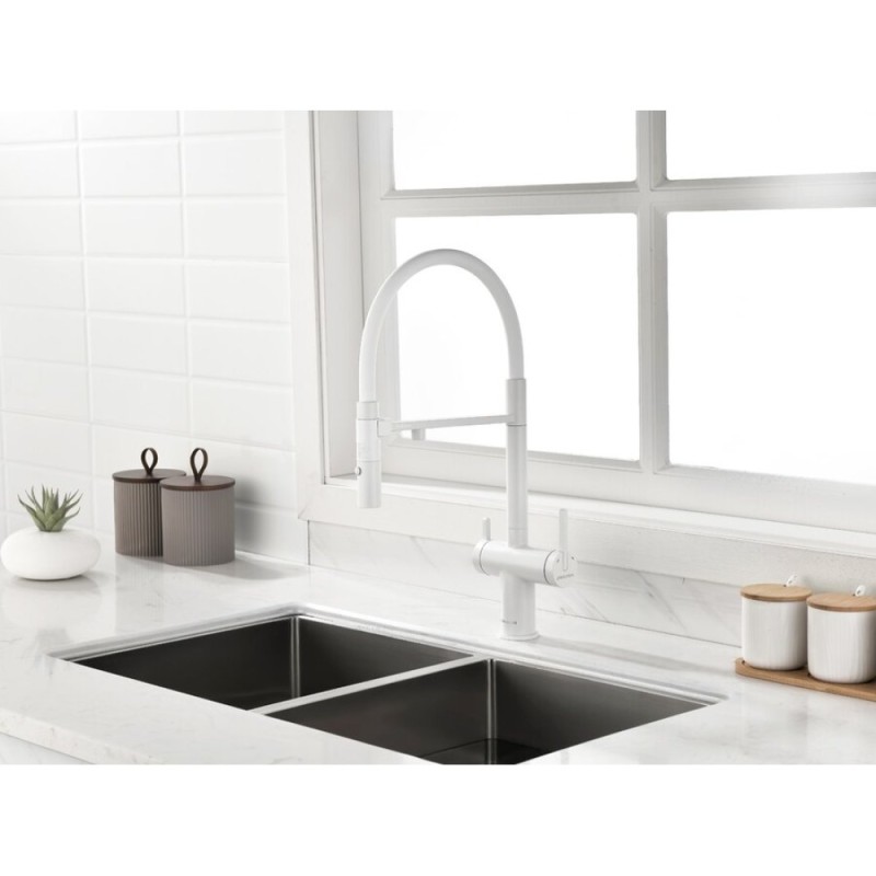 Смеситель Paulmark Gravity Gr213888-WH для кухонной мойки под фильтр, белый матовый